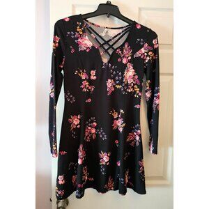 Mudd Black Floral Long-Sleeve Tunic/Dress With Crisscross Neckline Sz L Romantic